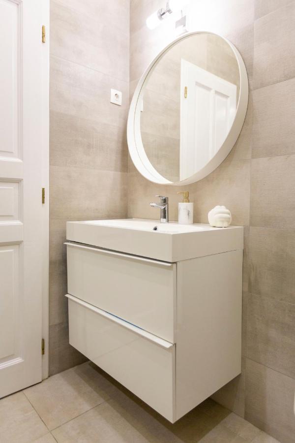 Luxury 3Bedrm 2Bathrm Apartment With Danube River View Budapest Exterior photo
