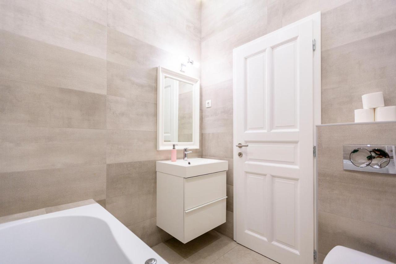 Luxury 3Bedrm 2Bathrm Apartment With Danube River View Budapest Exterior photo
